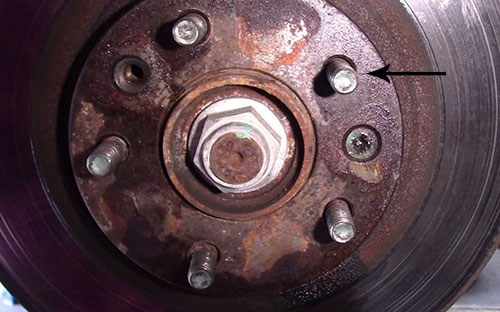 wheel disc and hub pin